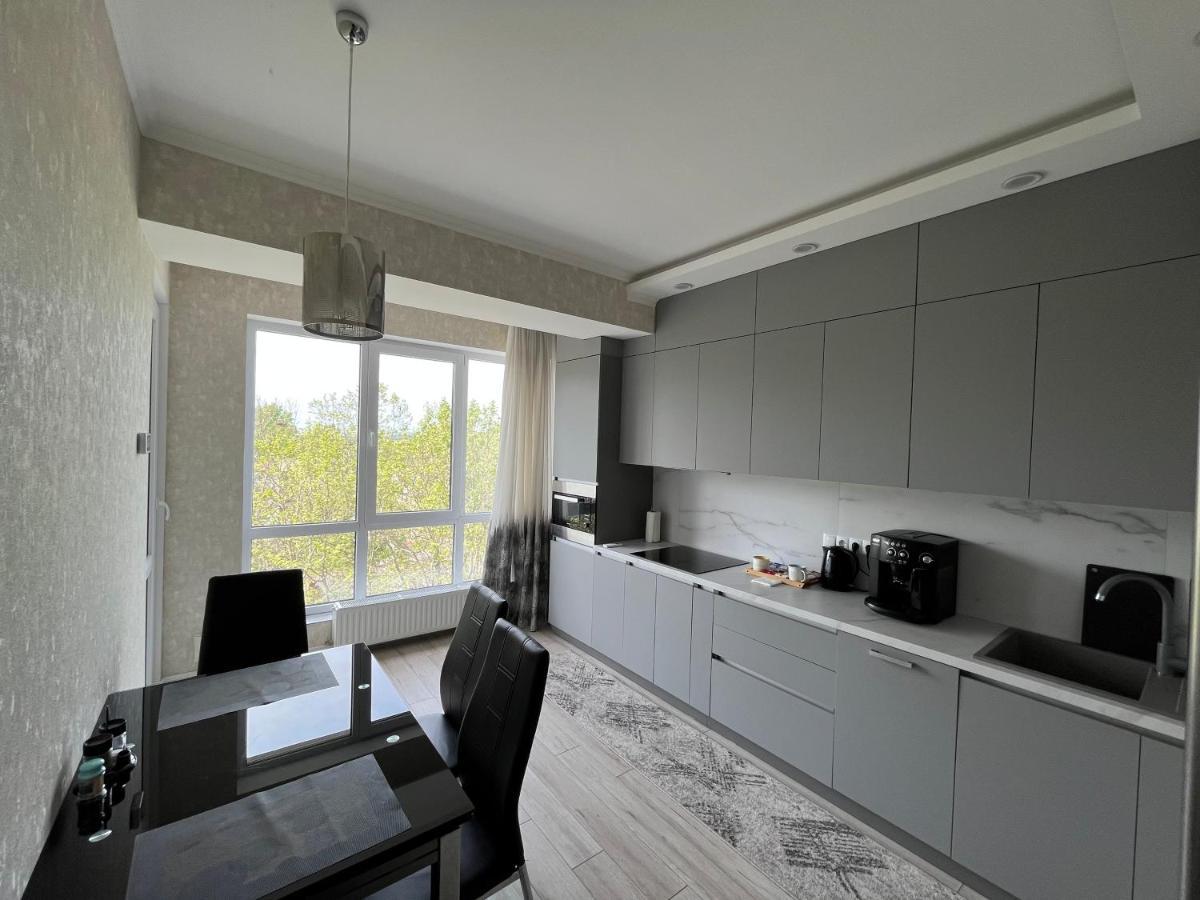 Dendrarium Park Apartment キシナウ エクステリア 写真